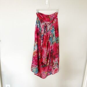 Becca swimwear skirt cover up floral rings size large‎